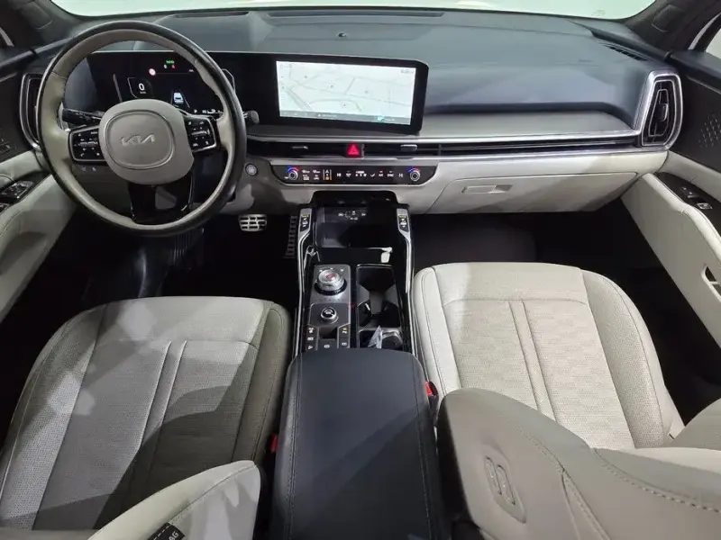 2024 Kia Sorento с пробегом 65 626 км