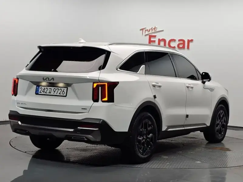 2024 Kia Sorento с пробегом 43 027 км