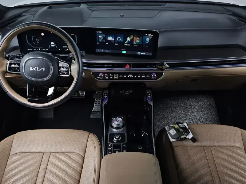 2024 Kia Sorento с пробегом 43 027 км