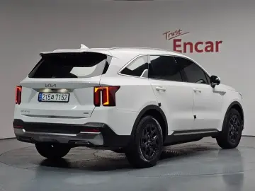 2023 Kia Sorento с пробегом 40 986 км