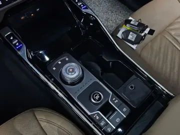 2024 Kia Sorento с пробегом 43 027 км