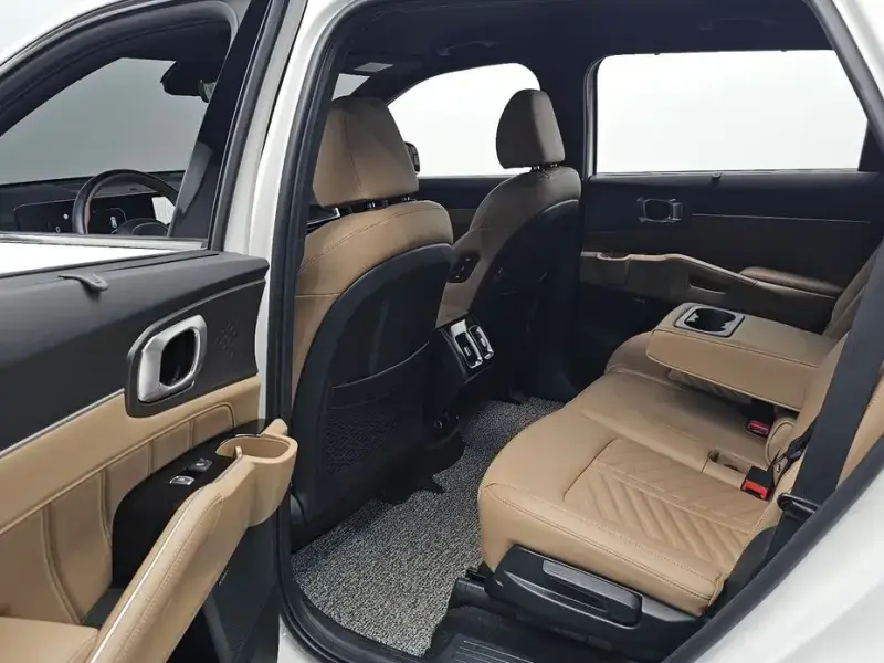 2024 Kia Sorento с пробегом 43 027 км