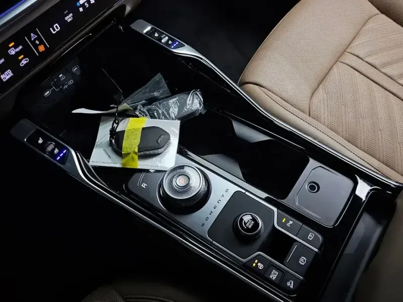 2023 Kia Sorento с пробегом 40 986 км