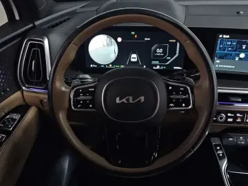 2023 Kia Sorento с пробегом 40 986 км