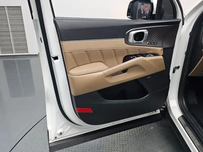 2024 Kia Sorento с пробегом 43 027 км