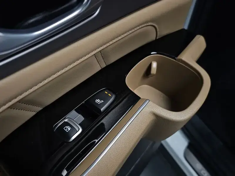 2023 Kia Sorento с пробегом 40 986 км