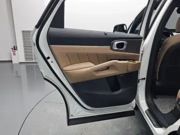 2024 Kia Sorento с пробегом 43 027 км
