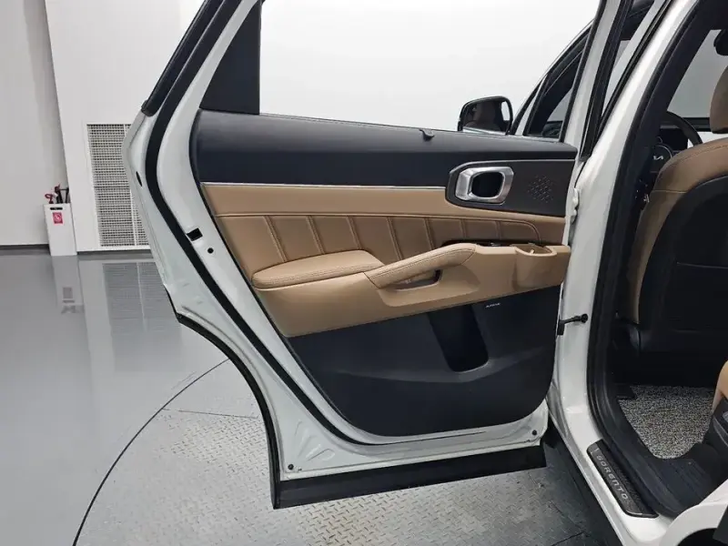 2024 Kia Sorento с пробегом 43 027 км
