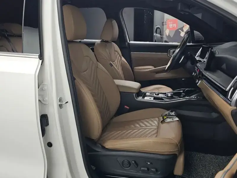 2024 Kia Sorento с пробегом 43 027 км