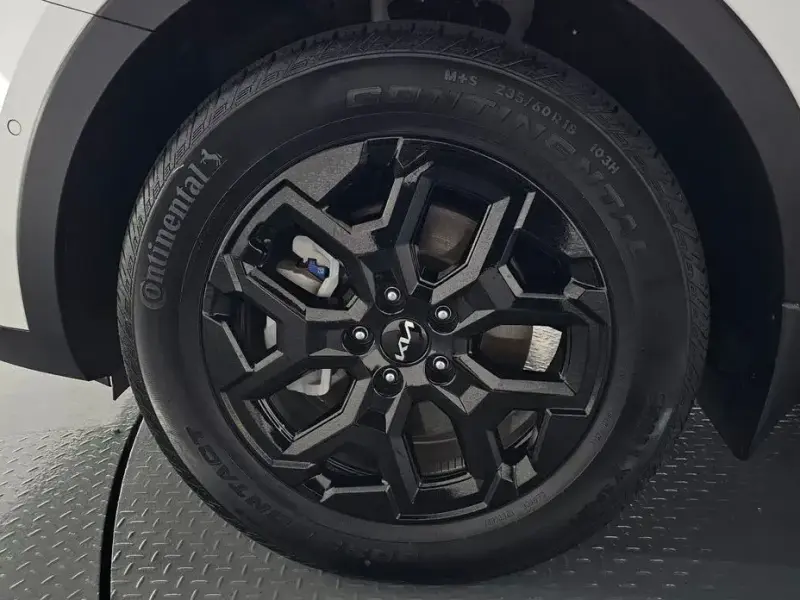 2023 Kia Sorento с пробегом 40 986 км