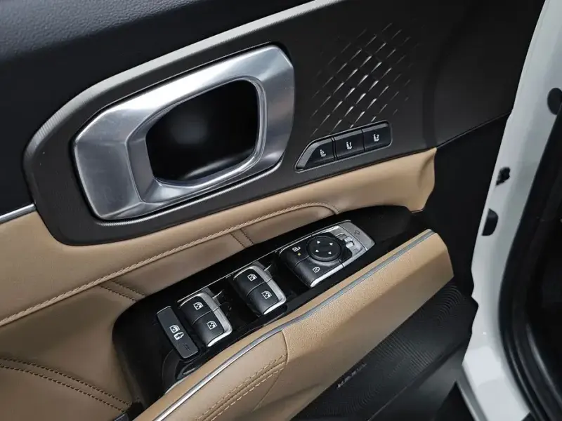 2024 Kia Sorento с пробегом 43 027 км
