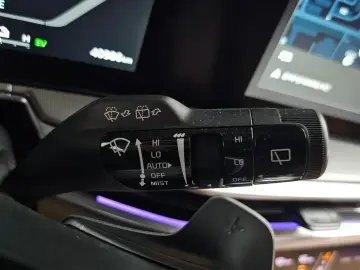 2023 Kia Sorento с пробегом 40 986 км