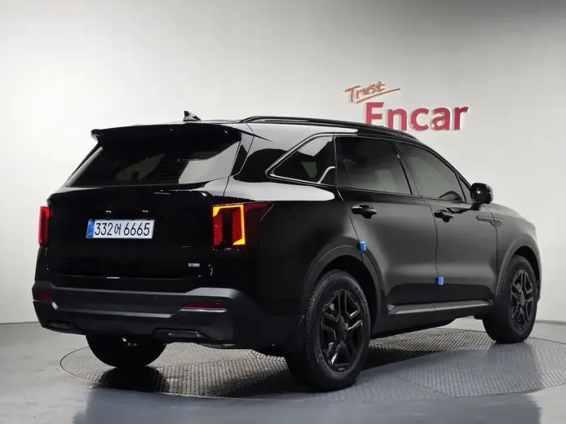 2026 Kia Sorento с пробегом 15 км