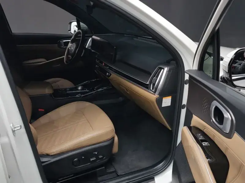 2023 Kia Sorento с пробегом 49 358 км