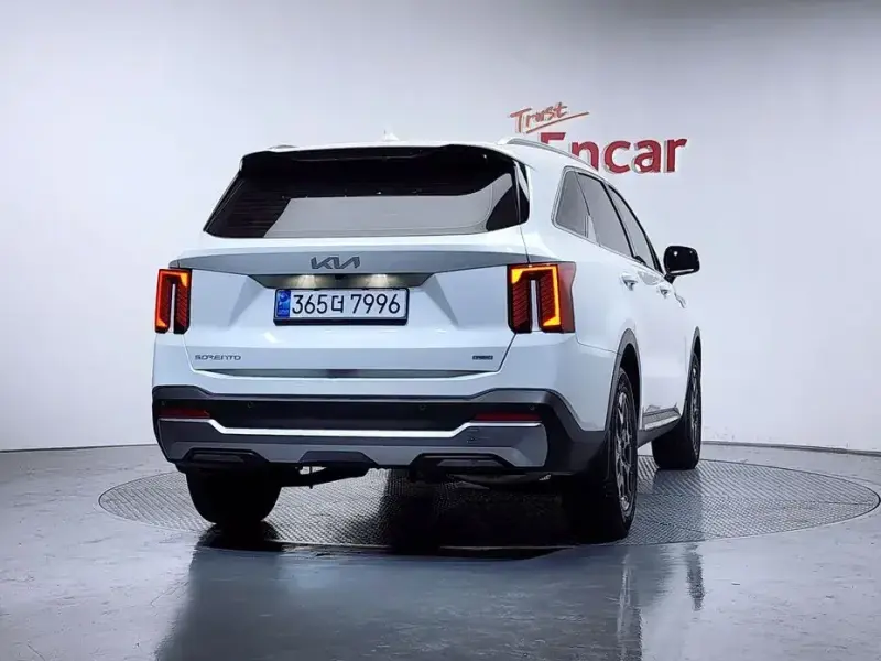 2024 Kia Sorento с пробегом 58 319 км