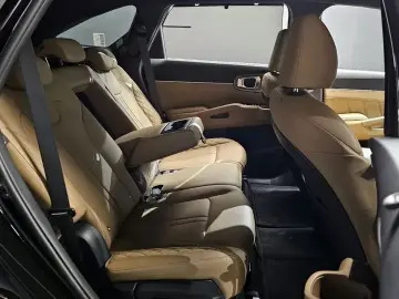 2026 Kia Sorento с пробегом 81 км