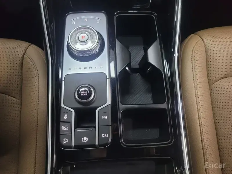 2023 Kia Sorento с пробегом 46 570 км