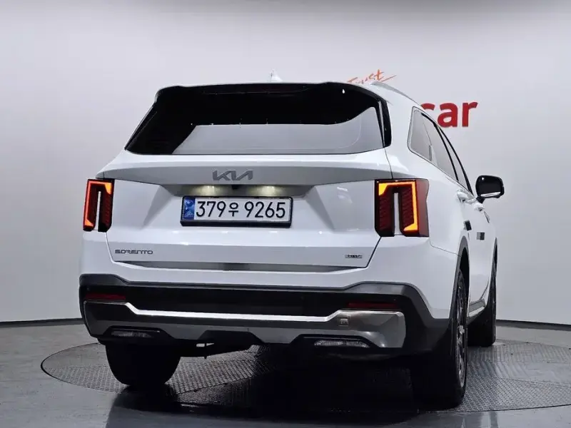 2023 Kia Sorento с пробегом 41 569 км