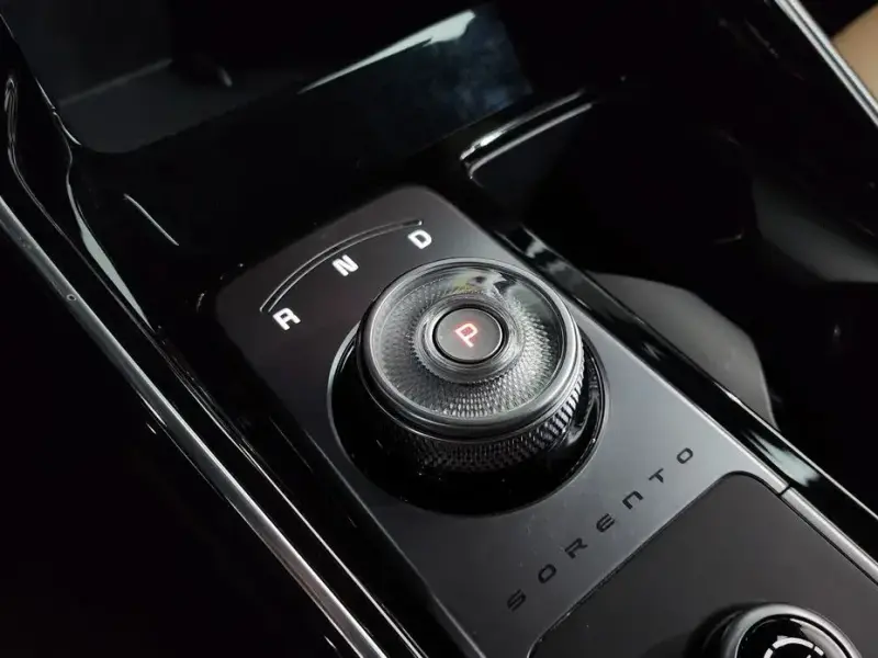 2024 Kia Sorento с пробегом 33 161 км