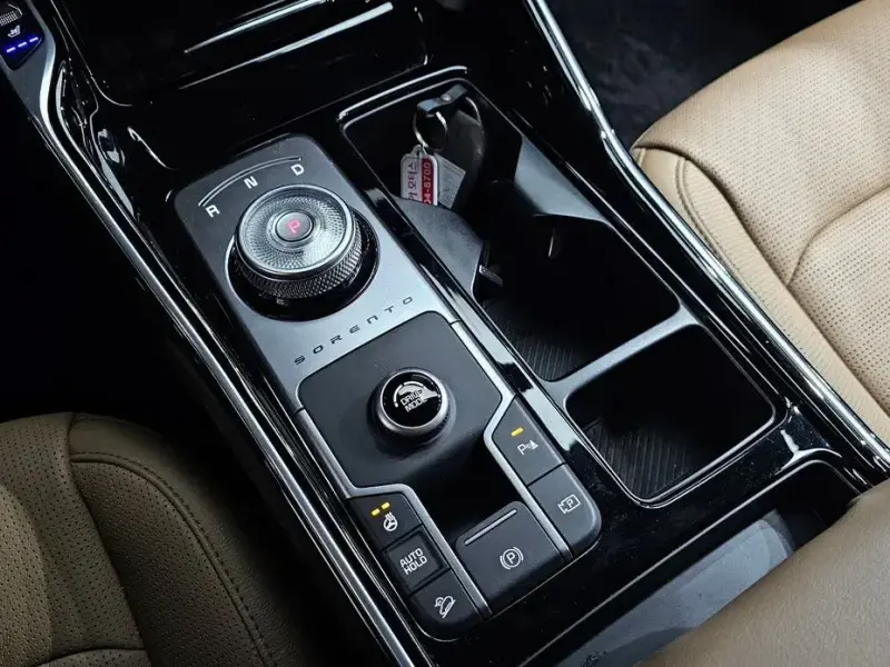 2023 Kia Sorento с пробегом 41 569 км