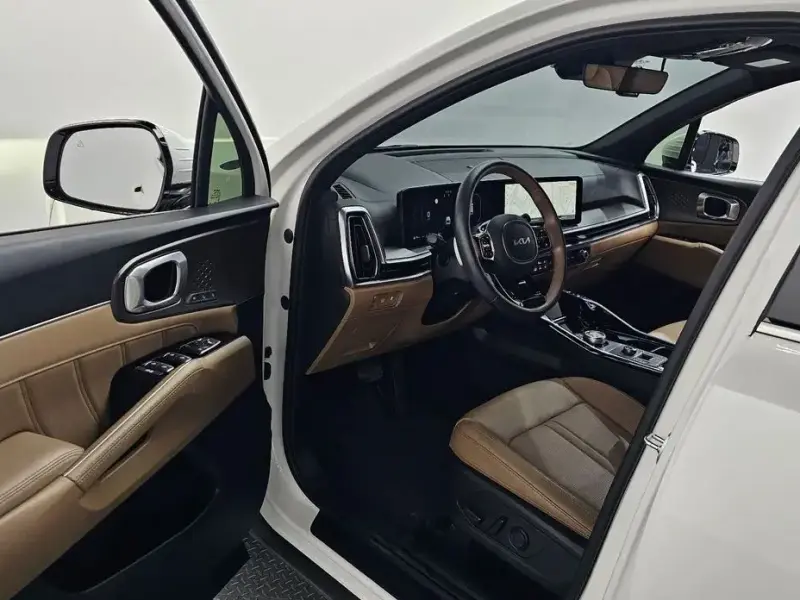 2023 Kia Sorento с пробегом 41 569 км
