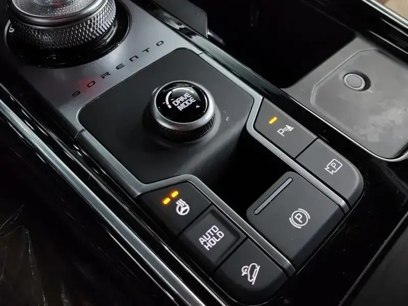 2024 Kia Sorento с пробегом 33 161 км
