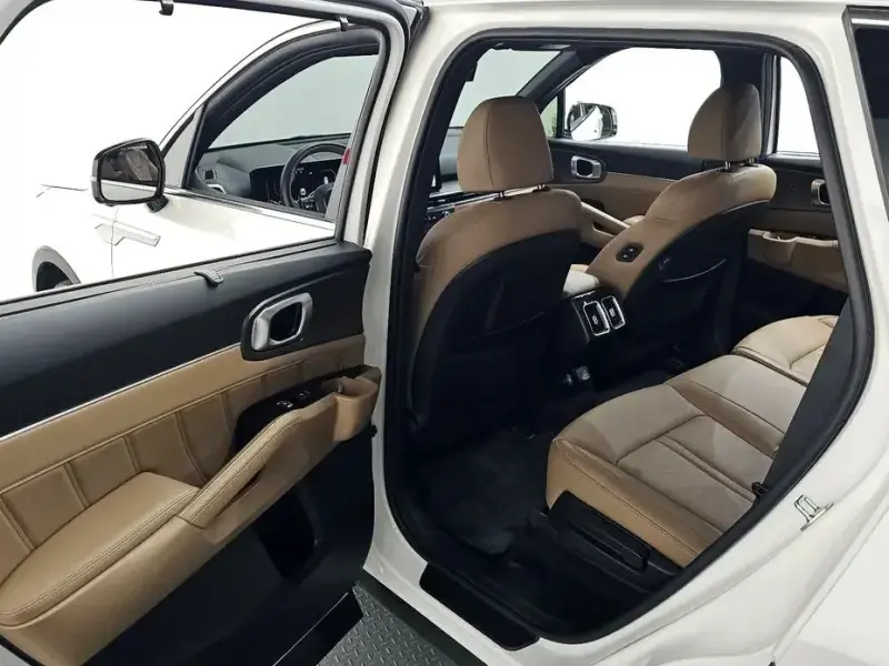 2023 Kia Sorento с пробегом 41 569 км