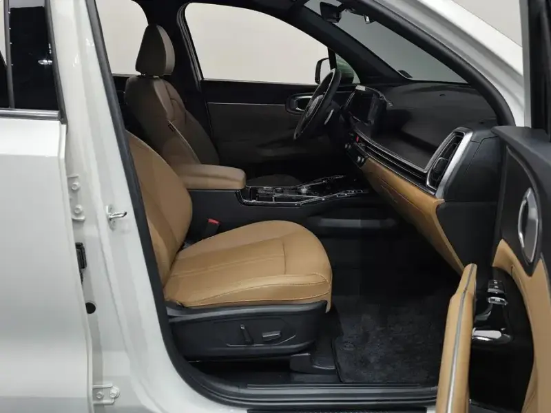2023 Kia Sorento с пробегом 41 569 км