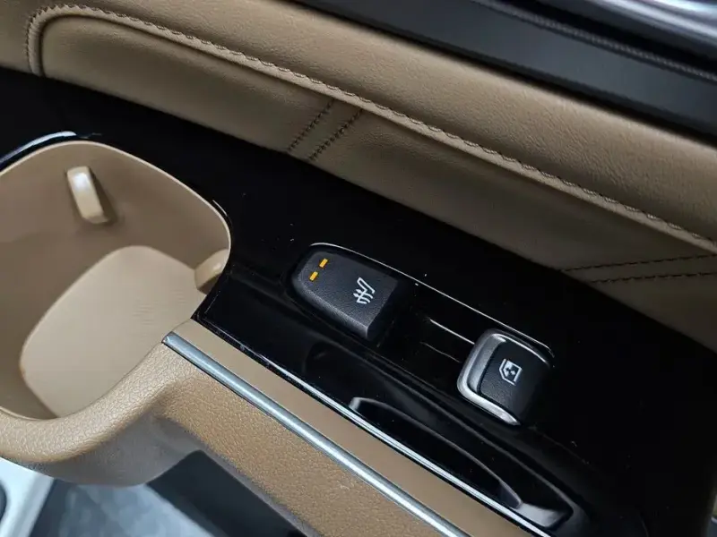 2023 Kia Sorento с пробегом 41 569 км