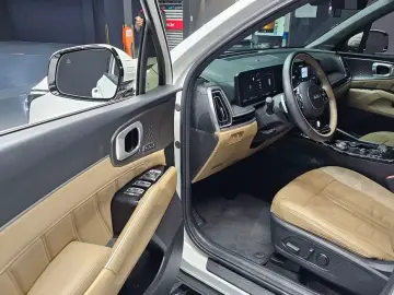 2024 Kia Sorento с пробегом 44 674 км