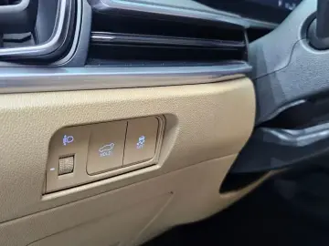 2024 Kia Sorento с пробегом 44 674 км