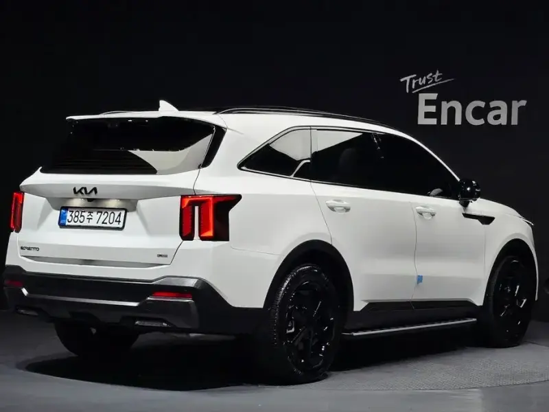 2025 Kia Sorento с пробегом 9 189 км