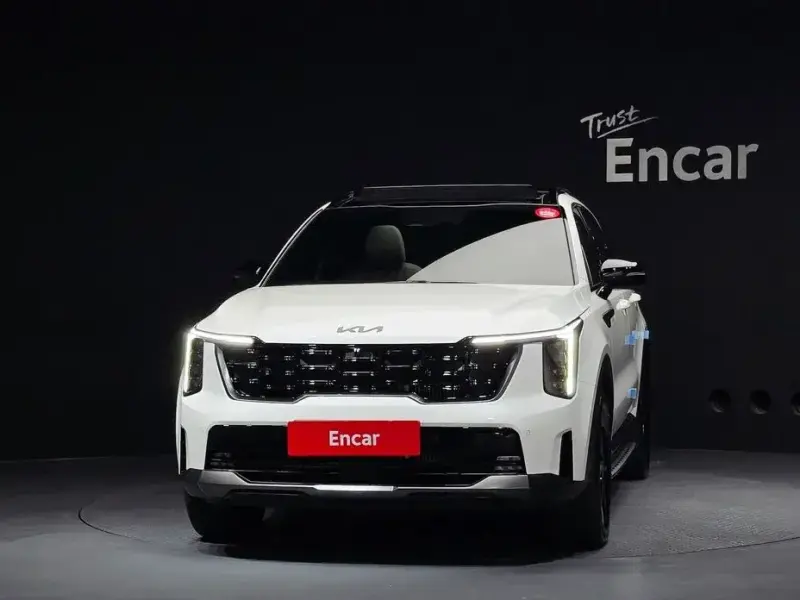 2025 Kia Sorento с пробегом 9 189 км