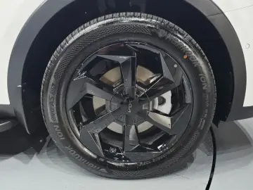 2025 Kia Sorento с пробегом 9 189 км
