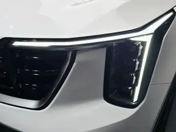 2025 Kia Sorento с пробегом 9 189 км