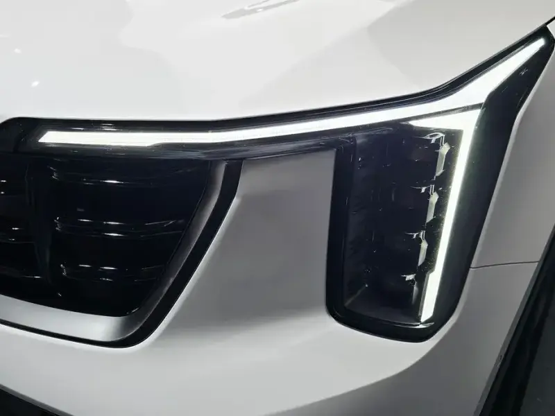 2025 Kia Sorento с пробегом 9 189 км