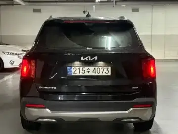 2023 Kia Sorento с пробегом 49 600 км