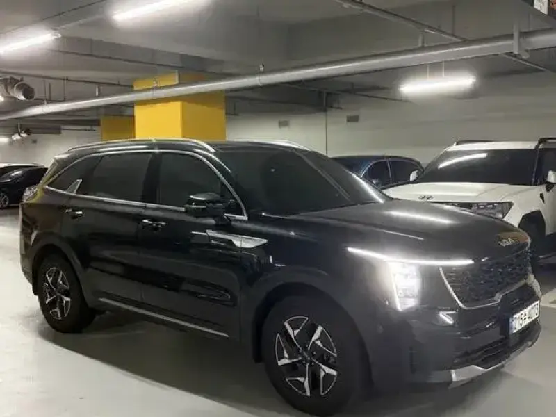 2023 Kia Sorento с пробегом 49 600 км