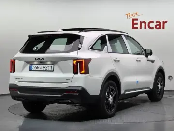 2026 Kia Sorento с пробегом 9 км