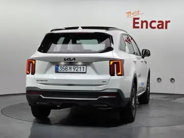 2026 Kia Sorento с пробегом 9 км