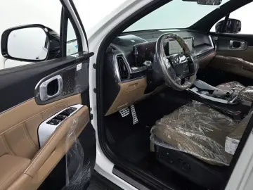 2026 Kia Sorento с пробегом 9 км
