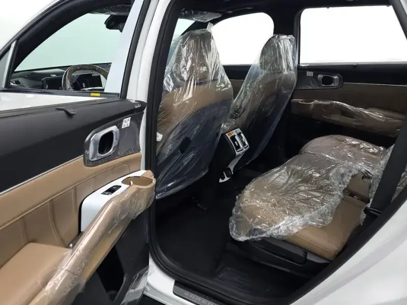 2026 Kia Sorento с пробегом 9 км