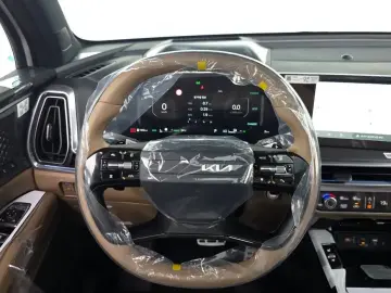 2026 Kia Sorento с пробегом 9 км