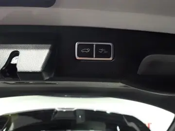 2026 Kia Sorento с пробегом 9 км