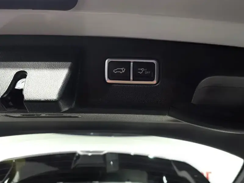 2026 Kia Sorento с пробегом 9 км
