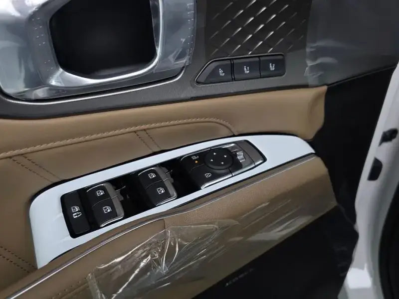 2026 Kia Sorento с пробегом 9 км