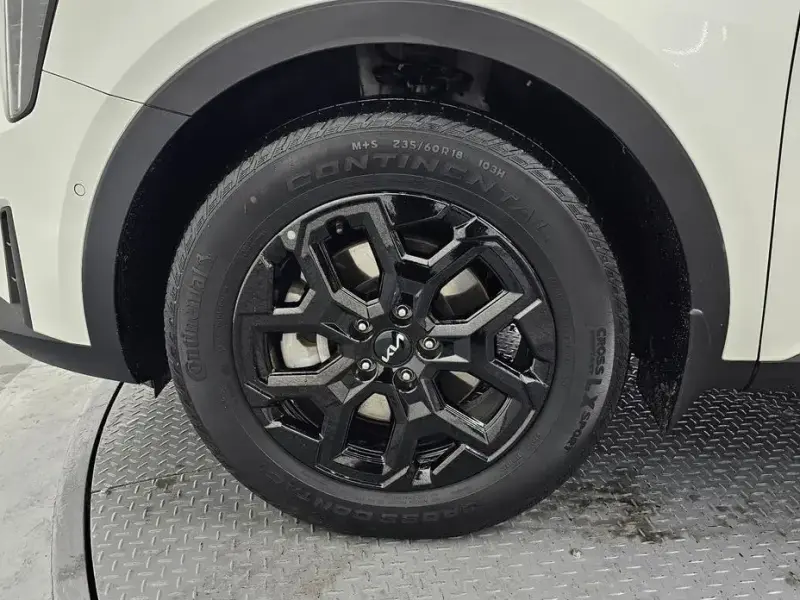 2023 Kia Sorento с пробегом 44 787 км