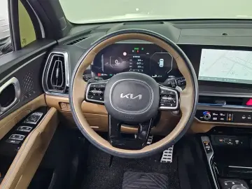 2023 Kia Sorento с пробегом 44 787 км