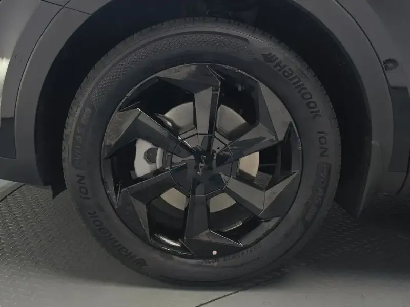 2026 Kia Sorento с пробегом 4 483 км