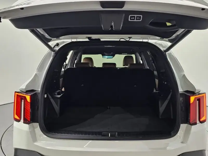 2023 Kia Sorento с пробегом 44 787 км
